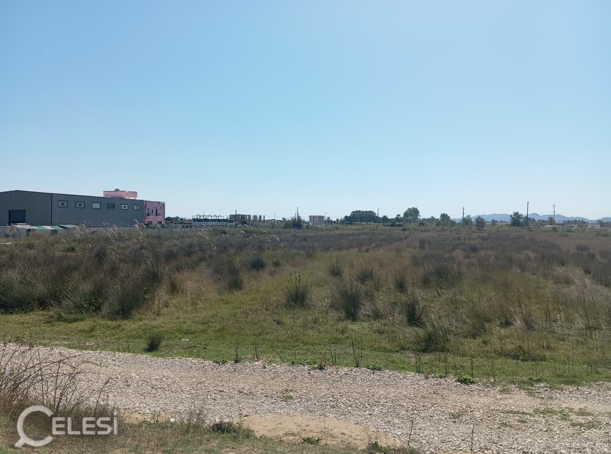 Truall ndërtimi for sale, Bisht Kamez , prane plazhit Sektor Rinia, Durres. — foto 2