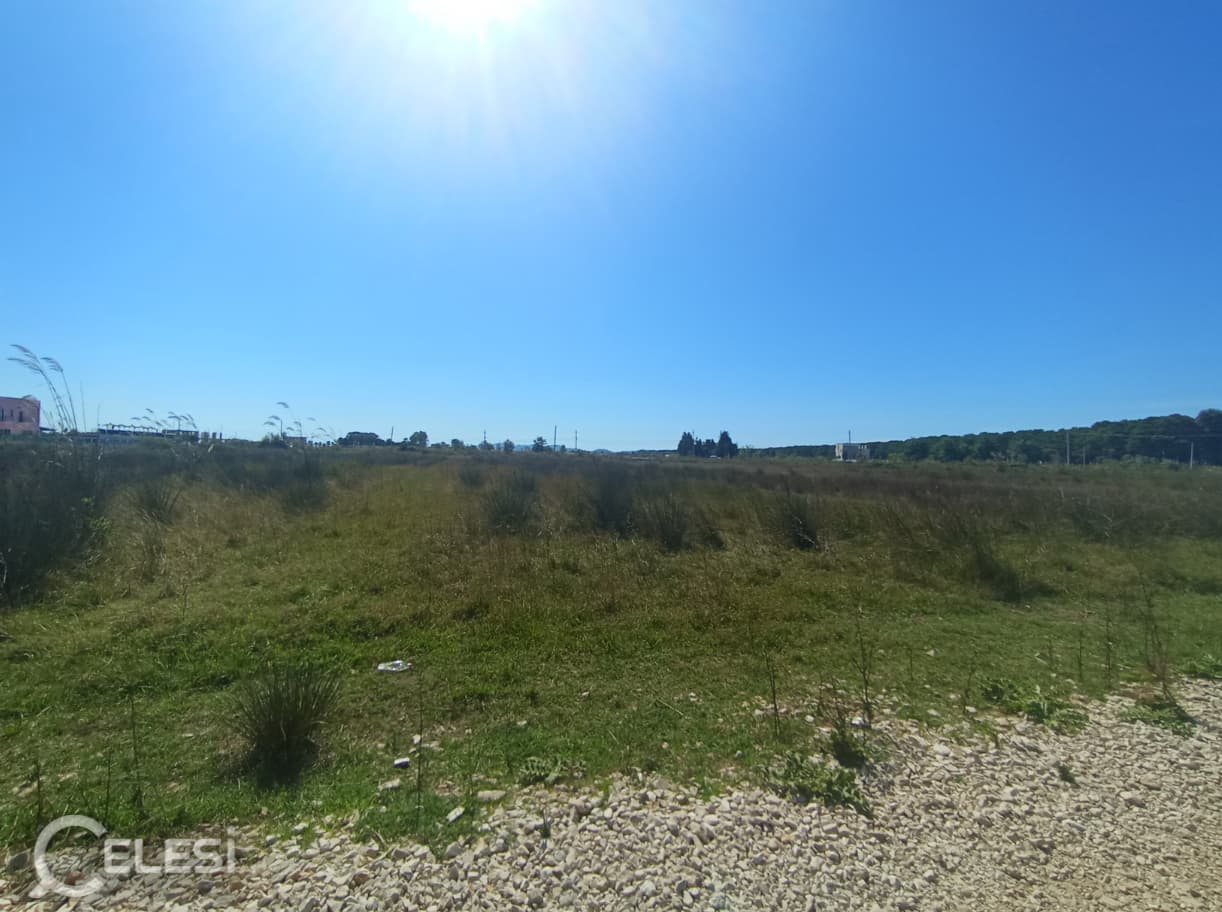 Truall ndërtimi for sale, Bisht Kamez , prane plazhit Sektor Rinia, Durres. — foto 4