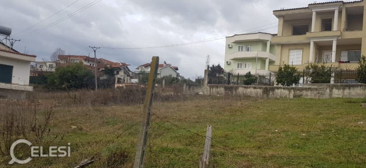 Truall ndërtimi for sale, ne zone te mire — foto 3