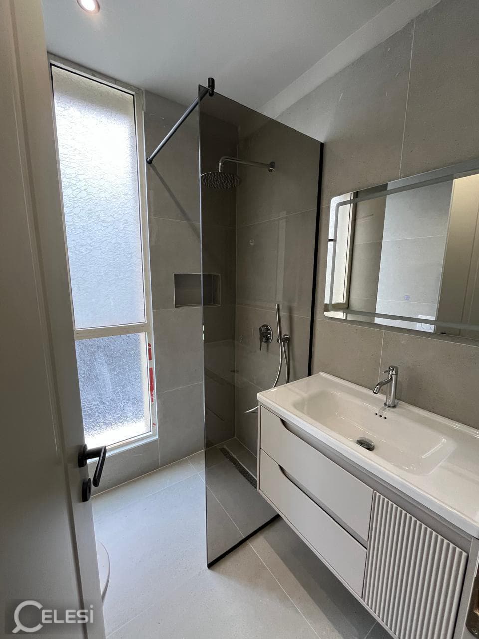 Apartament 1+1 në shitje, KOMPLEKSI USLUGA — foto 3