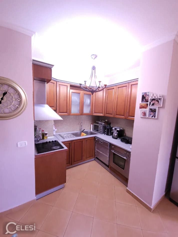 Apartament me qira, Rruga Myslym Shyri — foto 5