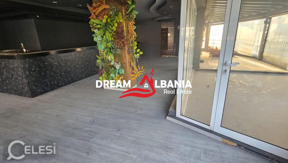 Dyqan në shitje, Laprake — foto 3