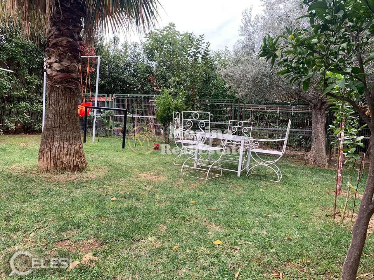 Vilë me qira, Shkoze — foto 2