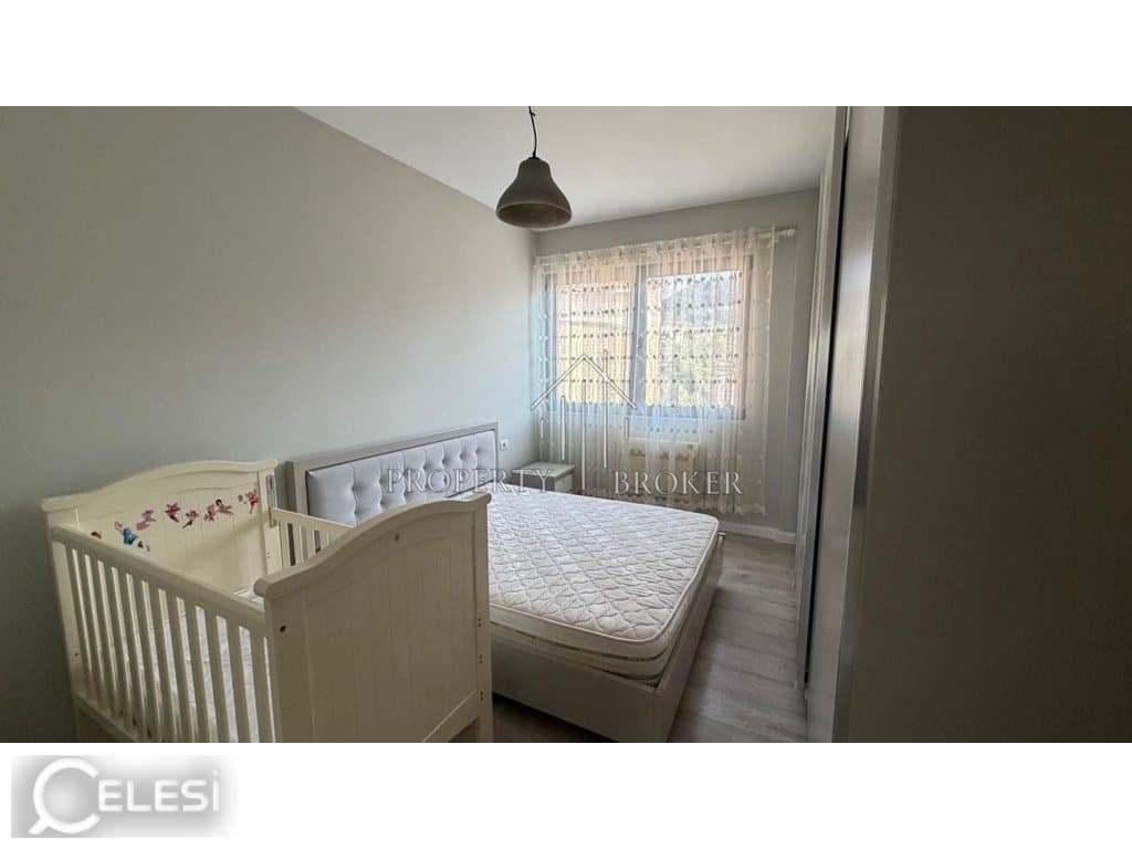 Apartament me qira, Liqeni thate — foto 3