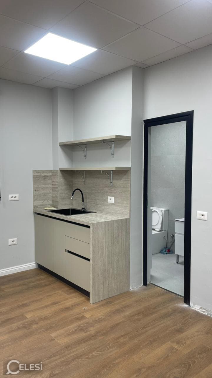 Hapësirë/Strukturë biznesi me qira, Rruga Myslym Shyri — foto 3