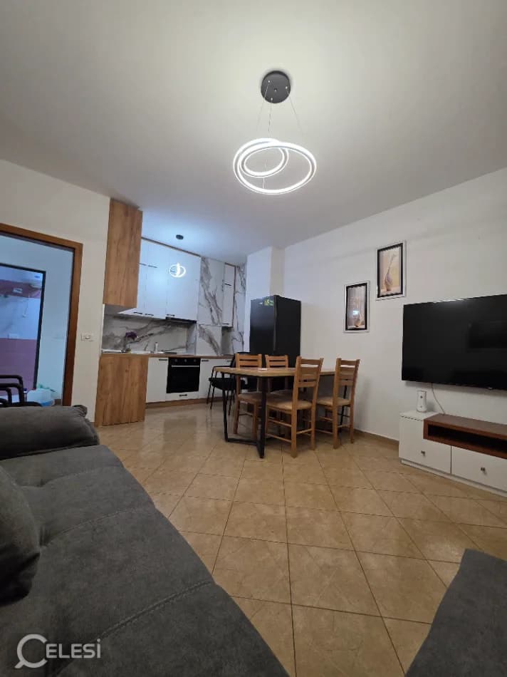 Apartament me qira, 5 Maji — foto 2