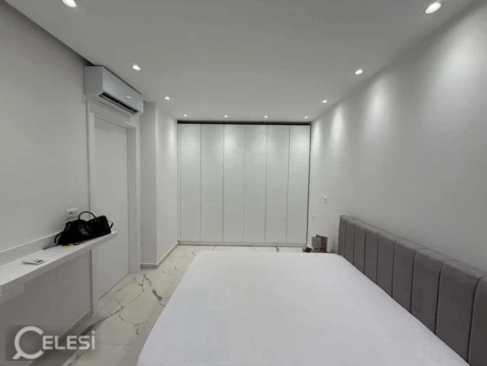 Apartament me qira, Zogu i Zi — foto 5