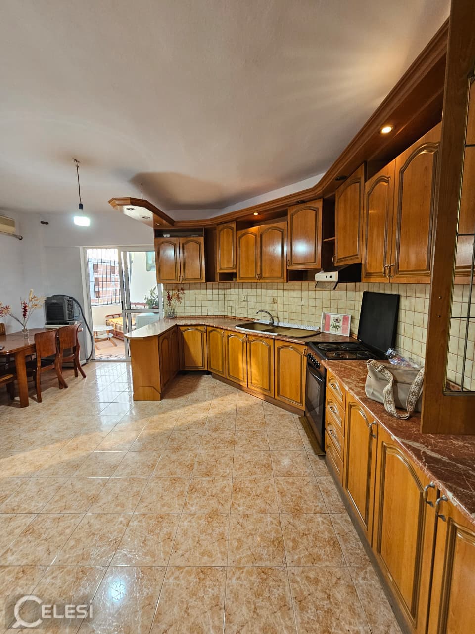 Apartament me qira, Laprake — foto 4
