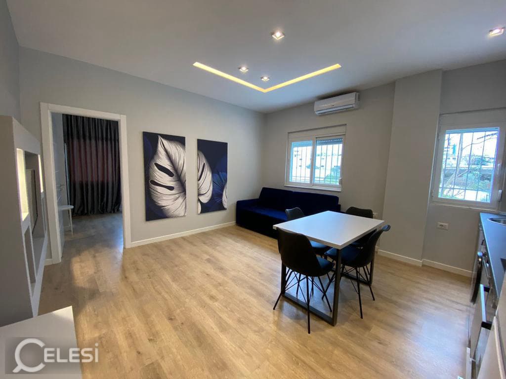 Apartament me qira, 21 Dhjetori — foto 2