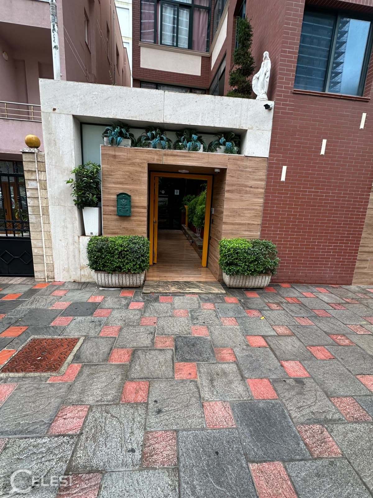 Apartament 1+1 me qira, komuna parisit — foto 7