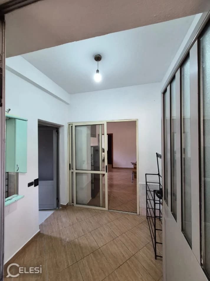 Apartament me qira, Rruga Sadik Petrela — foto 4