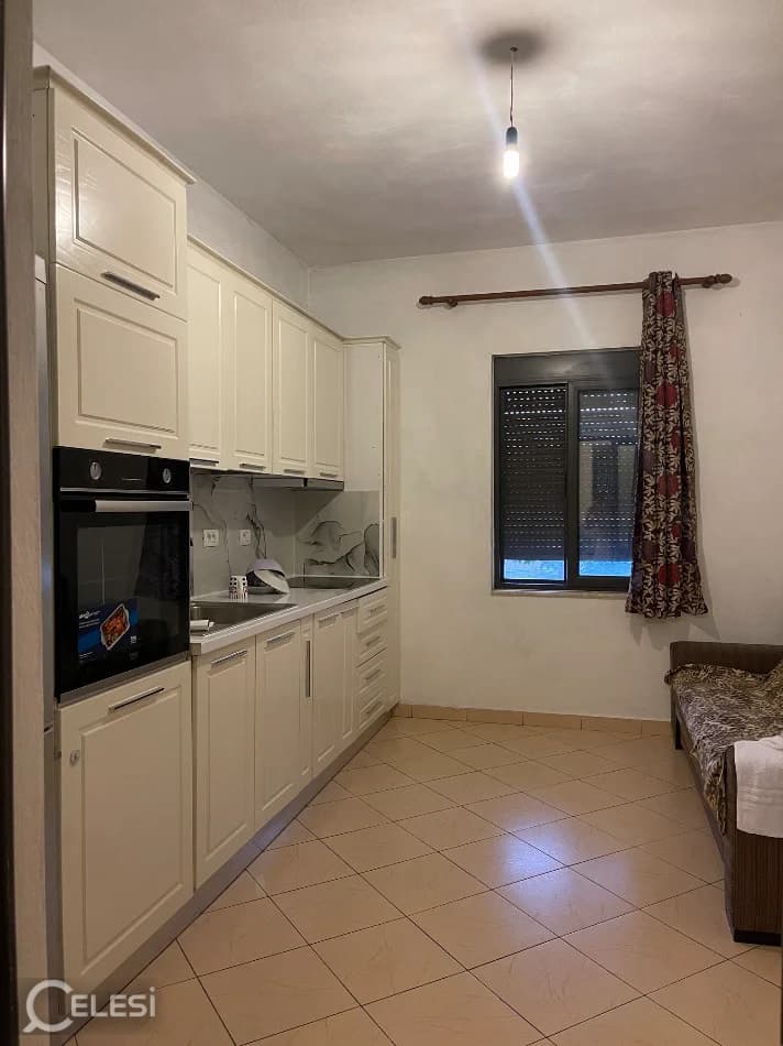 Apartament me qira, Sauk — foto 2