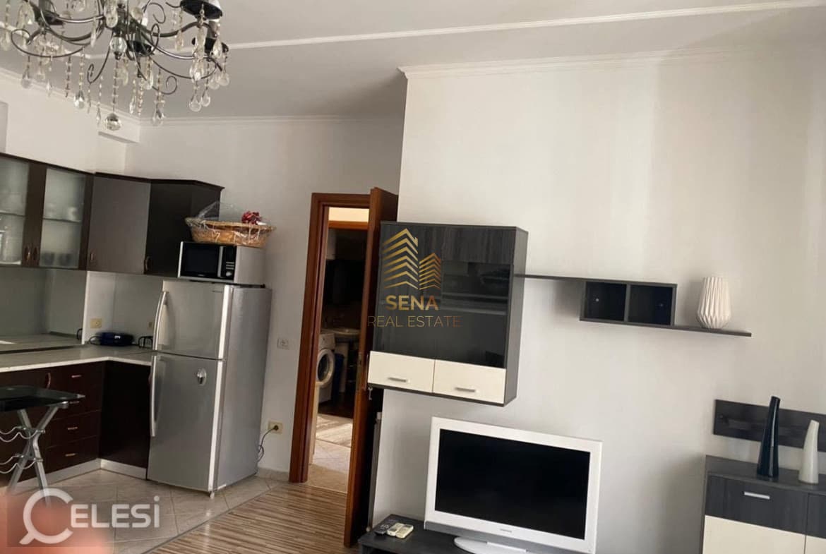 Apartament 1+1 me qira, Perballe Hotel Radisson — foto 2