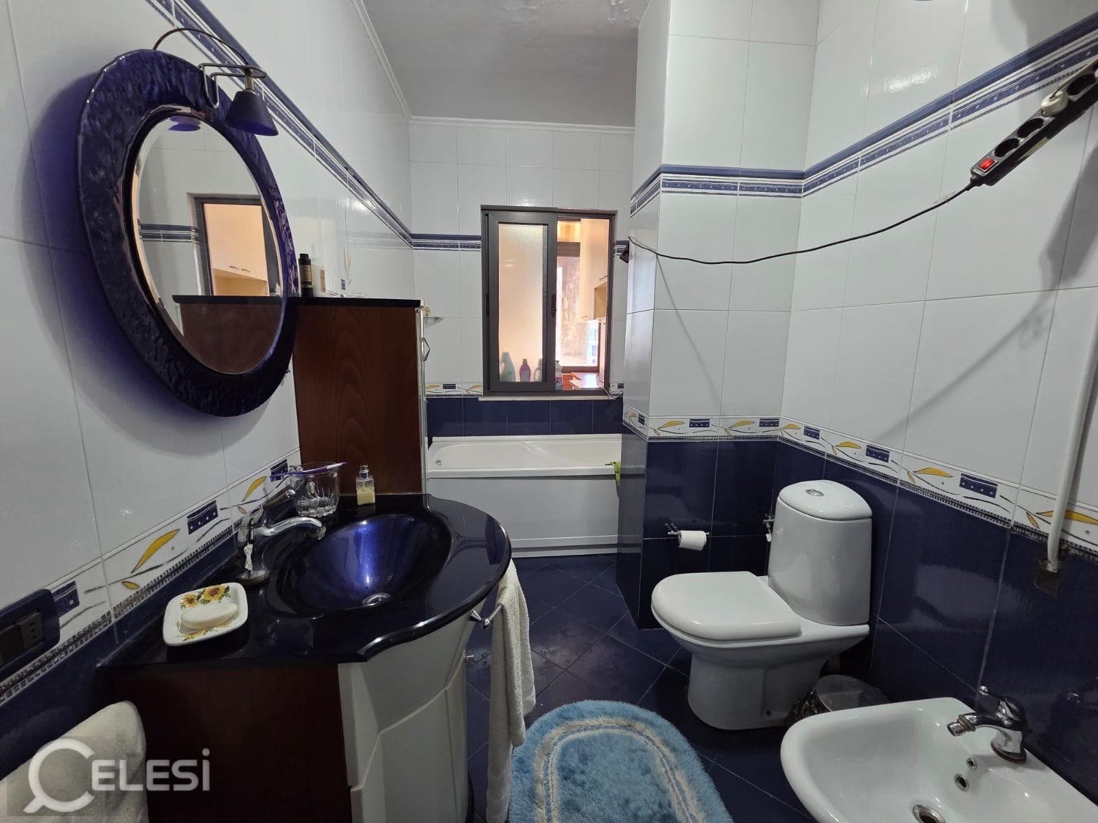 Apartament me qira, Komuna Parisit — foto 4