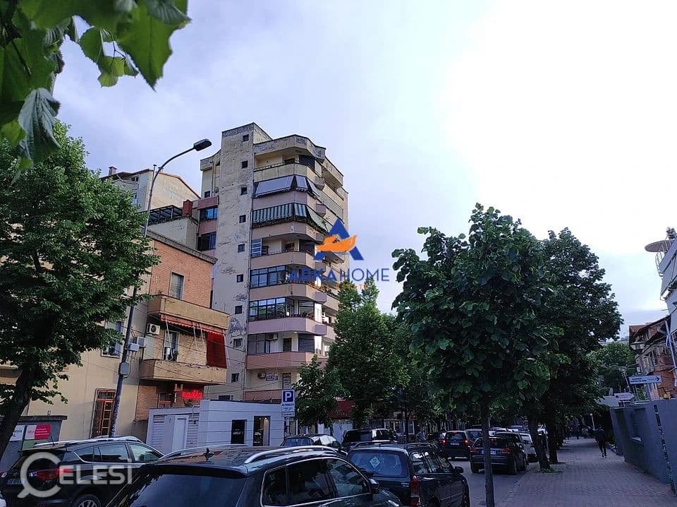 Magazinë me qira, SELITE — foto 3