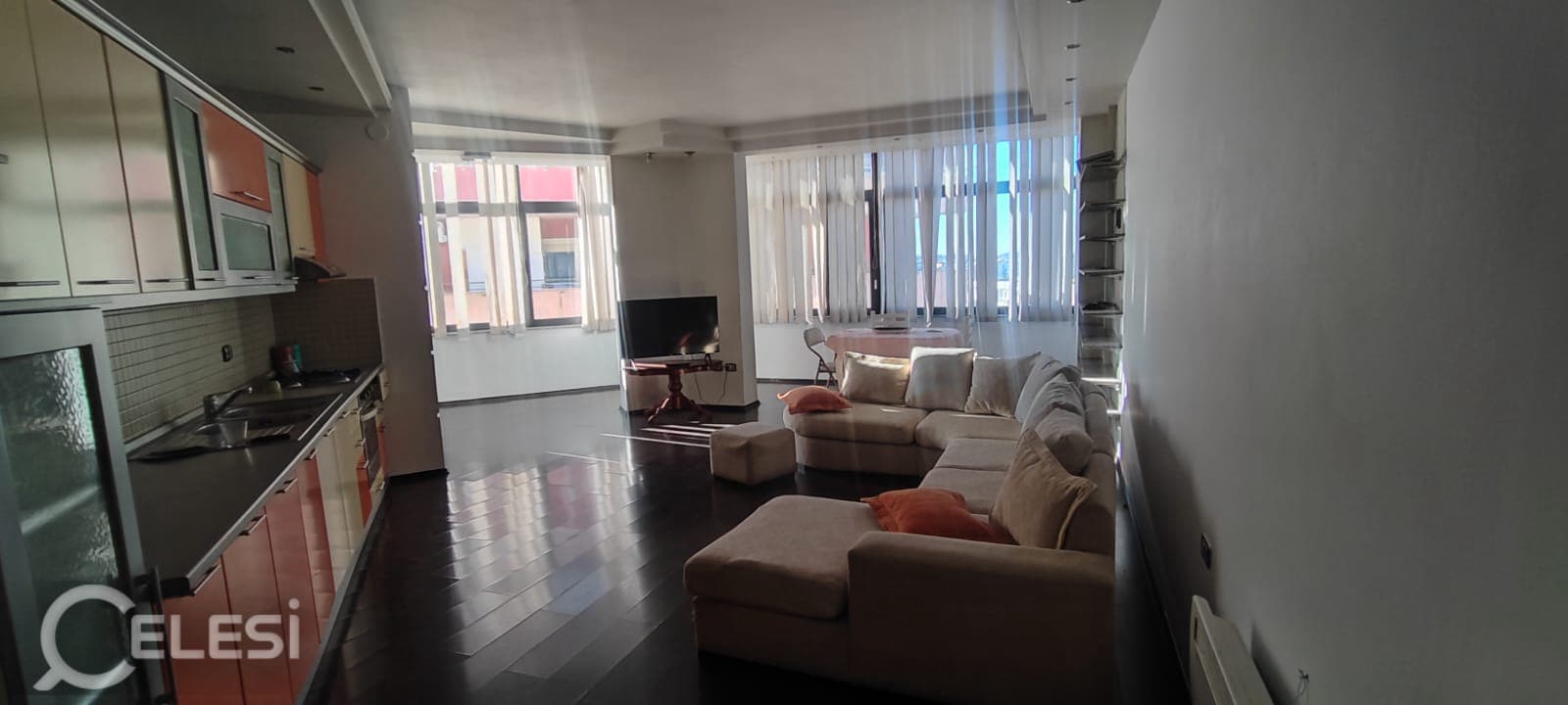 Apartament 2+1 me qira, Rr.Rrapo Hekali, pallati te big market, kati 5, me ashensor. — foto 3