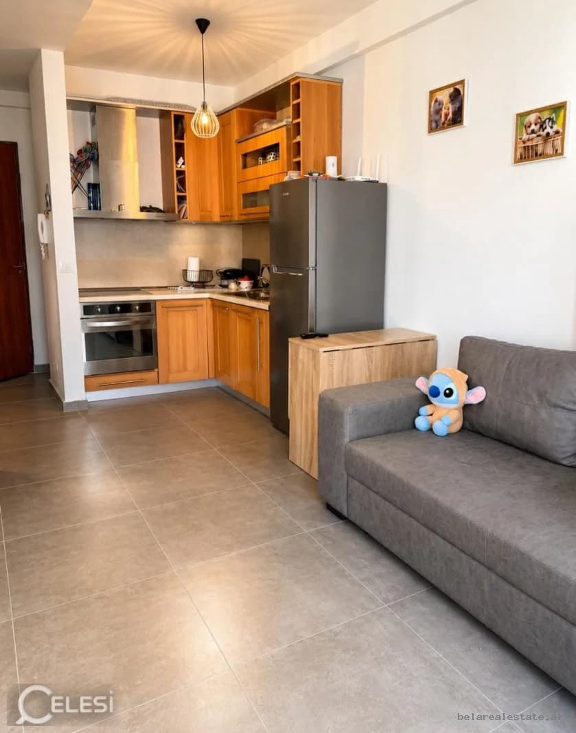 Apartament 1+1 në shitje, Rruga Liria, Golem, Albania — foto 2
