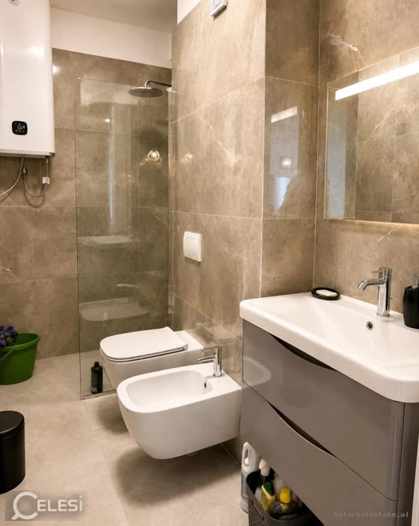 Apartament 1+1 në shitje, Rruga Liria, Golem, Albania — foto 4